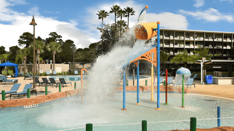 Wyndham Lake Buena Vista Disney Springs Resort Area